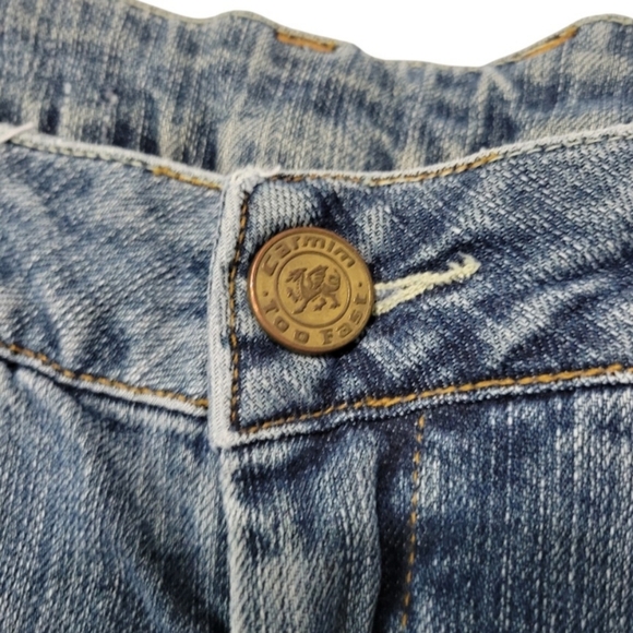 Carmin Shorts Size 28 W31" x L4" Women's Carmin Cut Off Denim Shorts Jean Shorts - Picture 6 of 11